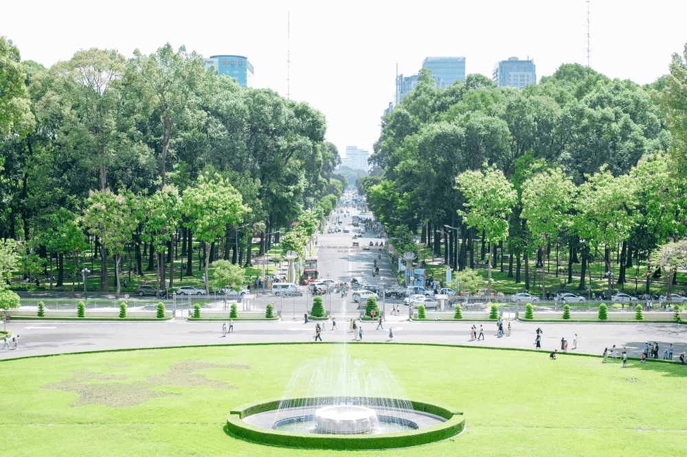 Visitors can enjoy a panoramic view of the city from the rooftop of the Independence Palace (Source: Dinh Doc Lap - Independence Palace)